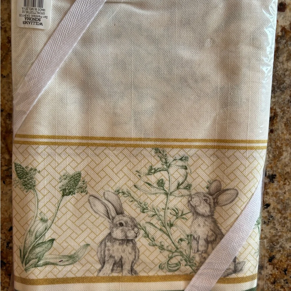 Williams Sonoma NWT Garden Lattice pair of dish towels